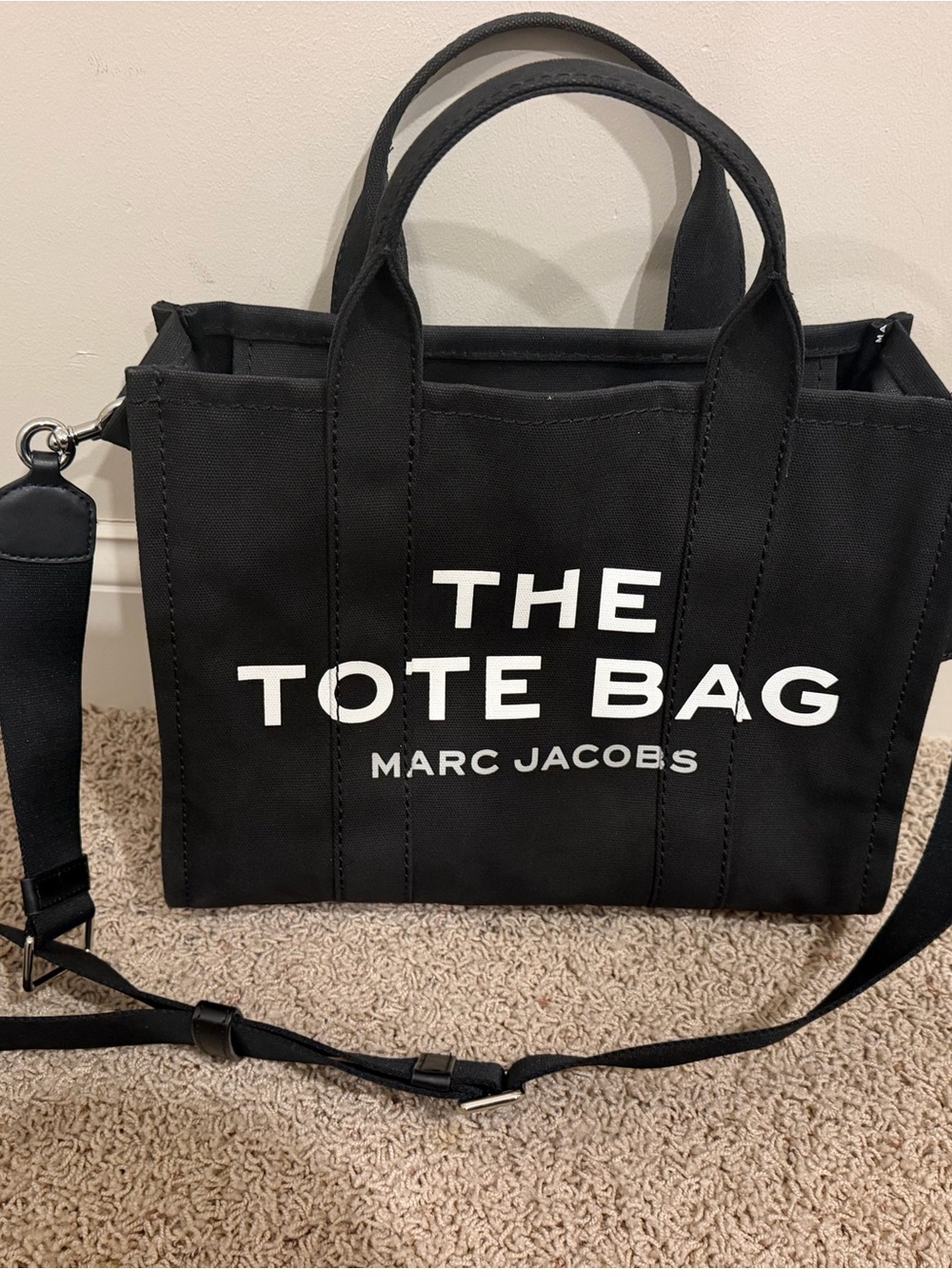 Marc Jacobs The Tote Bag Crossbody - Black